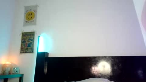 Snapshot of jeinsssgreys chatting on 04/21/26, 02:51 Greys online show from 04/21/26, 02:51