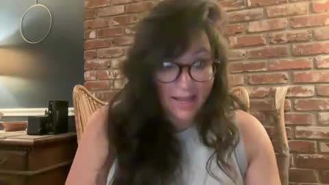Snapshot of jellybeanin chatting on 05/20/26, 07:14 Jelli online show from 05/20/26, 07:14