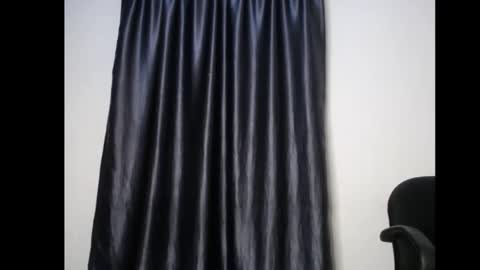 Snapshot of jellybelly7 chatting on 10/30/25, 05:57 Linda online show from 10/30/25, 05:57