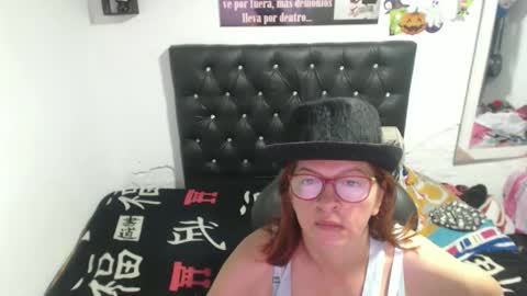  Natalia  online show from 10/27/25, 11:31