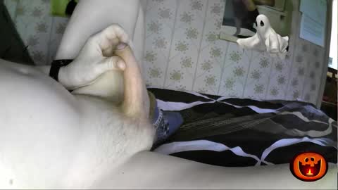 Snapshot of jellykulli chatting on 10/25/25, 08:11 jellykulli online show from 10/25/25, 08:11