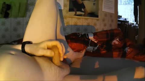 Snapshot of jellykulli chatting on 12/15/25, 08:29 jellykulli online show from 12/15/25, 08:29