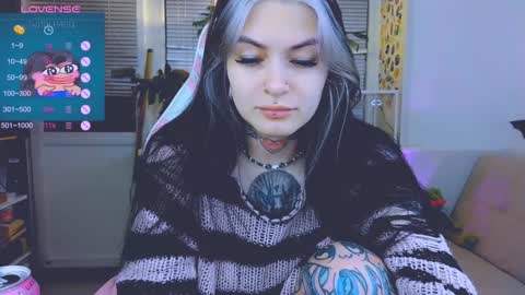 Snapshot of jelyaa chatting on 01/05/25, 02:30 Jelya online show from 01/05/25, 02:30