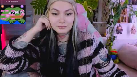 Jelya online show from 10/18/25, 11:33