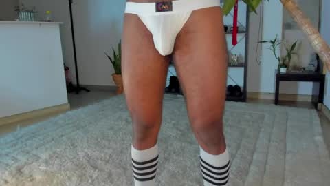 Snapshot of jem_roses3 chatting on 05/30/26, 03:36 jem roses3 online show from 05/30/26, 03:36