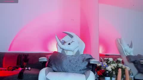 Snapshot of jen_ziur chatting on 10/25/25, 07:49 jen online show from 10/25/25, 07:49