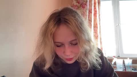 Snapshot of jenaehaby chatting on 03/27/26, 07:58 Jessica online show from 03/27/26, 07:58