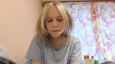 Snapshot of jenaehaby chatting on 04/17/26, 08:28 Jessica online show from 04/17/26, 08:28