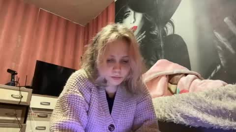 Snapshot of jenaehaby chatting on 05/03/26, 11:16 Jessica online show from 05/03/26, 11:16