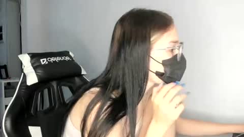 Molly online show from 08/01/26, 04:50