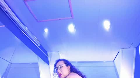Snapshot of jenifer_cruz chatting on 04/30/26, 05:47 jenifer_cruz online show from 04/30/26, 05:47