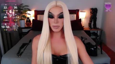 Queen Jenifer online show from 07/21/26, 03:53