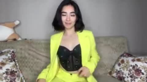 Jenifer online show from 09/29/25, 07:19