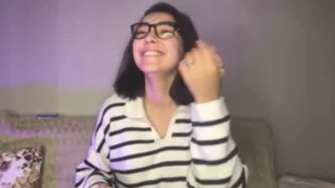 Jenifer online show from 10/03/25, 08:17