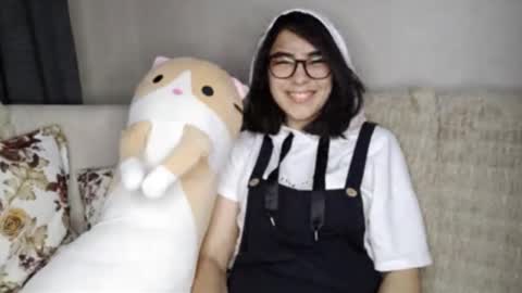 Jenifer online show from 10/07/25, 07:22