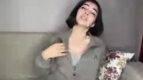 Jenifer online show from 10/23/25, 06:28