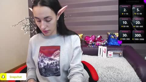 Kira online show from 12/08/24, 07:37