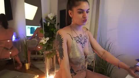 jeniffer_foxx online show from 09/18/25, 04:47