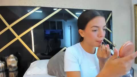 Samanta online show from 10/24/25, 05:09