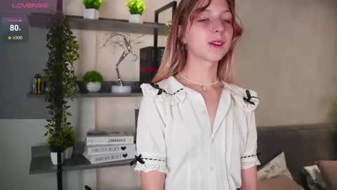 Hi everyone my name Kira online show from 09/20/25, 10:16