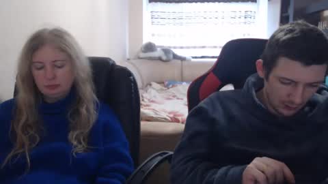 JenisAndPeter online show from 02/04/25, 07:29