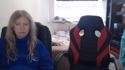 JenisAndPeter online show from 02/06/25, 07:13