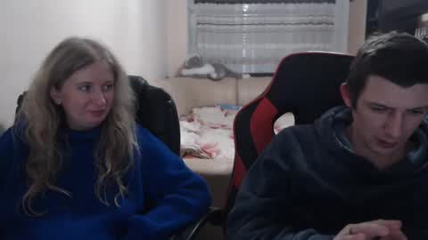JenisAndPeter online show from 02/06/25, 04:36