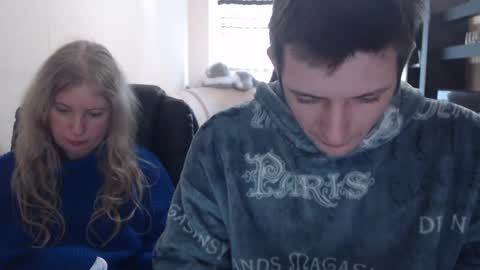 JenisAndPeter online show from 02/08/25, 10:50