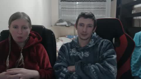 JenisAndPeter online show from 02/11/25, 07:16