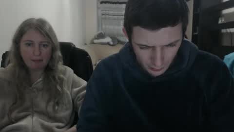 JenisAndPeter online show from 02/19/25, 09:03