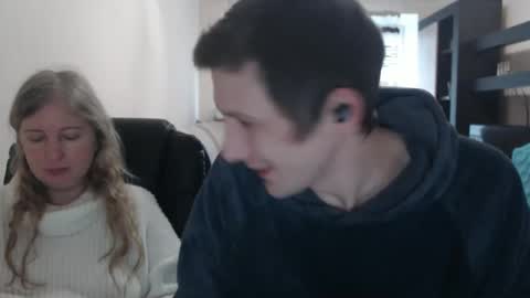 JenisAndPeter online show from 02/28/25, 07:37