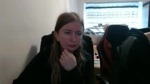 JenisAndPeter online show from 10/14/25, 05:52