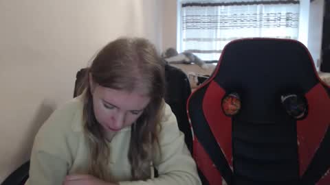 Snapshot of jenisandpeter chatting on 11/05/25, 07:08 JenisAndPeter online show from 11/05/25, 07:08