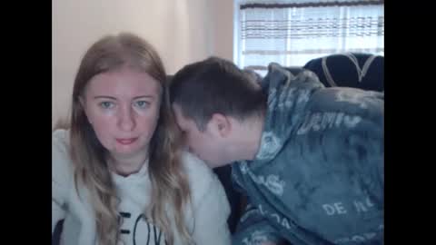 Snapshot of jenisandpeter chatting on 11/09/25, 08:01 JenisAndPeter online show from 11/09/25, 08:01