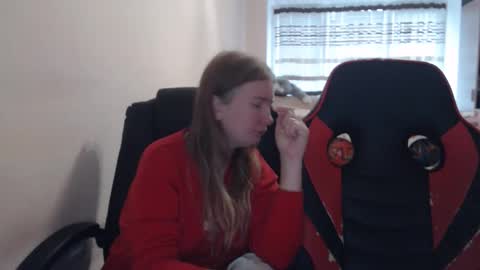 Snapshot of jenisandpeter chatting on 11/20/25, 07:08 JenisAndPeter online show from 11/20/25, 07:08