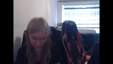 JenisAndPeter online show from 05/21/26, 05:14
