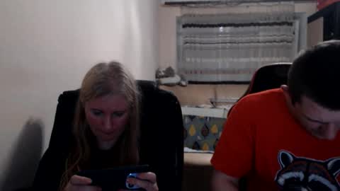 JenisAndPeter online show from 06/07/26, 07:28