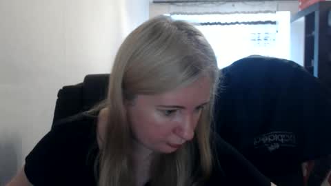 JenisAndPeter online show from 06/09/26, 04:57