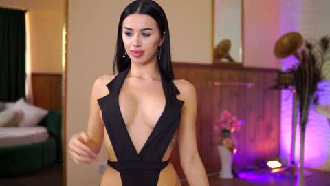 jenna_day online show from 01/13/25, 08:47