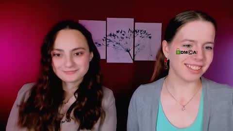 Snapshot of jenna_elayne chatting on 12/18/25, 09:37 jenna_elayne online show from 12/18/25, 09:37