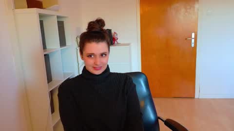 jennasxy19 online show from 01/13/25, 02:00