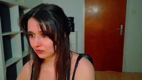 jennasxy19 online show from 01/19/25, 05:39