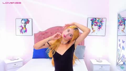 Snapshot of jenna_windsor chatting on 02/08/25, 02:49 Jenna online show from 02/08/25, 02:49