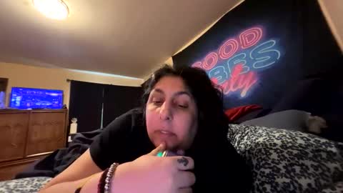 Snapshot of jennabrady chatting on 10/09/25, 04:16 Dragon Queen. Be my Dragon -- and online show from 10/09/25, 04:16