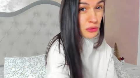 JennaMyers online show from 12/16/25, 08:14