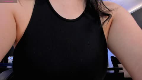 Jenna Olson  online show from 12/31/24, 04:57