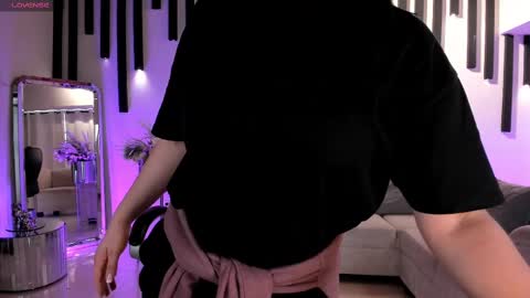 Jenna Olson  online show from 02/17/25, 06:37