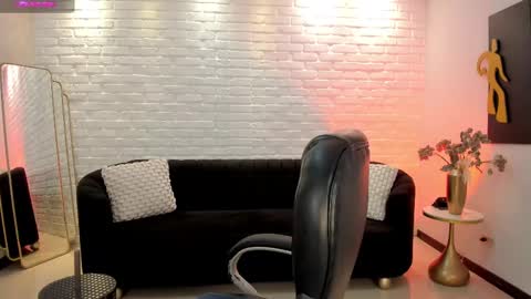 Jenna Olson  online show from 02/27/25, 05:58