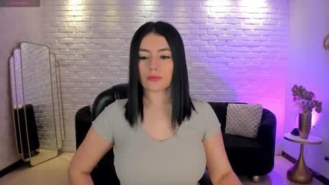 Jenna Olson  online show from 02/28/25, 12:31