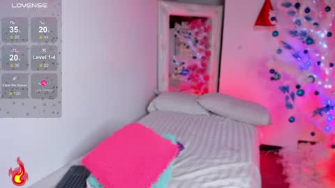 follow me in me  IG jenndy971 online show from 12/11/24, 06:14